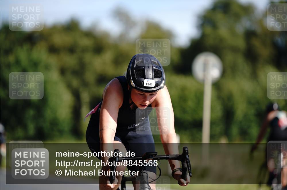 07.09.2025 - 19. Norderstedt Triathlon Michael Burmester http://msf.ph/oto/8845566 07.09.2025 11:05:51 Radfahren 1341 meine-sportfotos.de