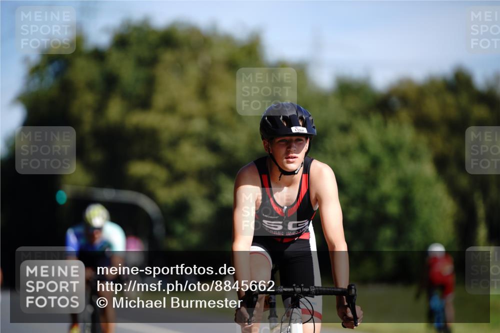 07.09.2025 - 19. Norderstedt Triathlon Michael Burmester http://msf.ph/oto/8845662 07.09.2025 11:06:38 Radfahren 749, 1162, 1202, 1203 meine-sportfotos.de