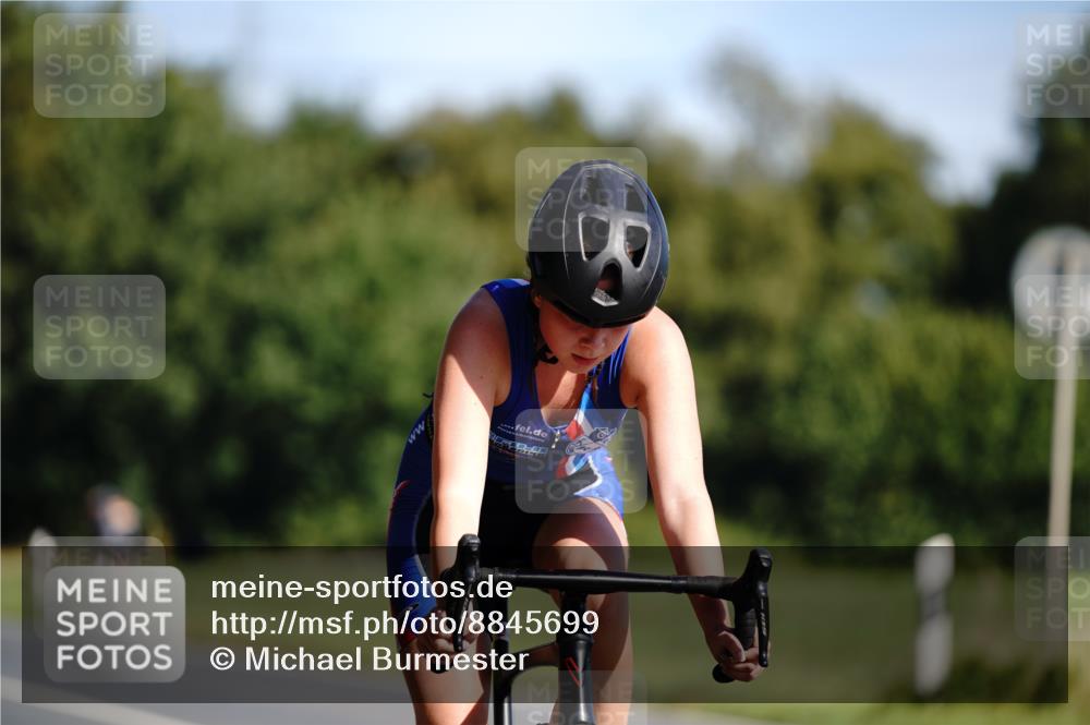 07.09.2025 - 19. Norderstedt Triathlon Michael Burmester http://msf.ph/oto/8845699 07.09.2025 11:07:15 Radfahren 1178 meine-sportfotos.de