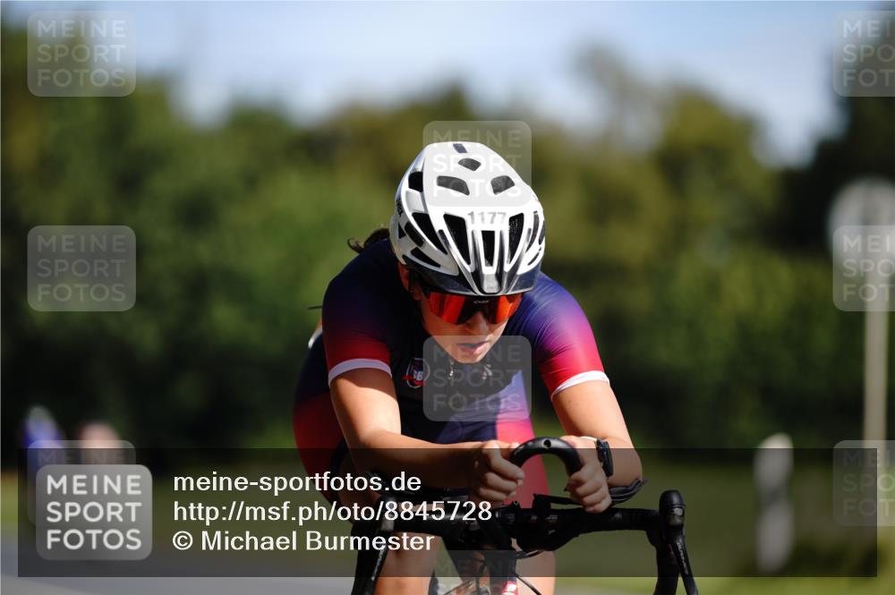 07.09.2025 - 19. Norderstedt Triathlon Michael Burmester http://msf.ph/oto/8845728 07.09.2025 11:07:47 Radfahren 1175, 1177 meine-sportfotos.de