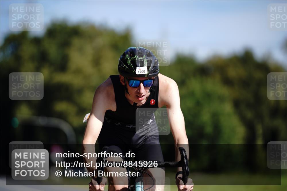 07.09.2025 - 19. Norderstedt Triathlon Michael Burmester http://msf.ph/oto/8845926 07.09.2025 11:11:12 Radfahren 1200 meine-sportfotos.de