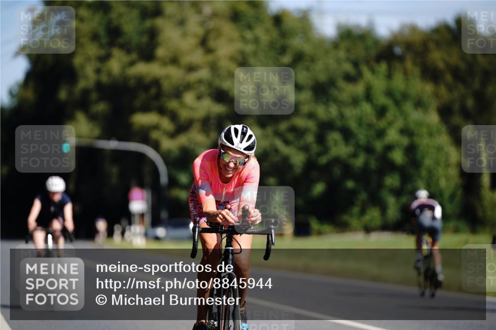 07.09.2025 - 19. Norderstedt Triathlon Michael Burmester http://msf.ph/oto/8845944 07.09.2025 11:11:51 Radfahren 1257, 1314 meine-sportfotos.de