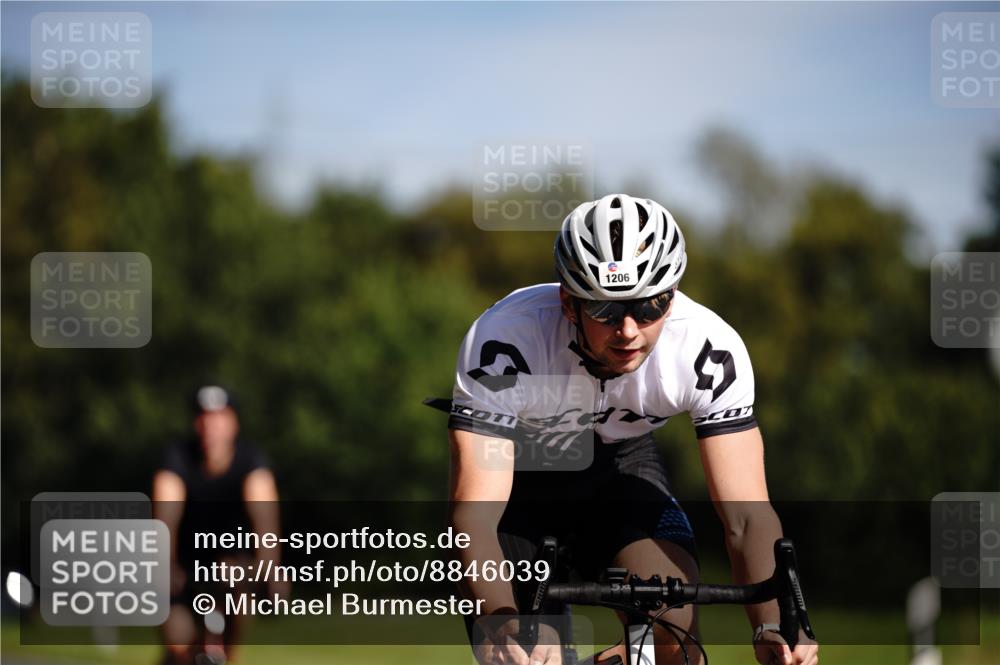 07.09.2025 - 19. Norderstedt Triathlon Michael Burmester http://msf.ph/oto/8846039 07.09.2025 11:12:43 Radfahren 1165, 1206, 1219, 1323 meine-sportfotos.de