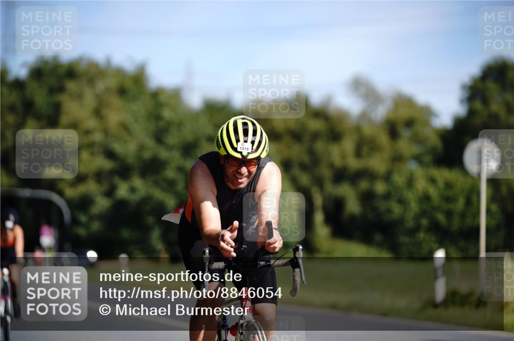 07.09.2025 - 19. Norderstedt Triathlon Michael Burmester http://msf.ph/oto/8846054 07.09.2025 11:12:45 Radfahren 1195, 1206, 1219, 1323 meine-sportfotos.de