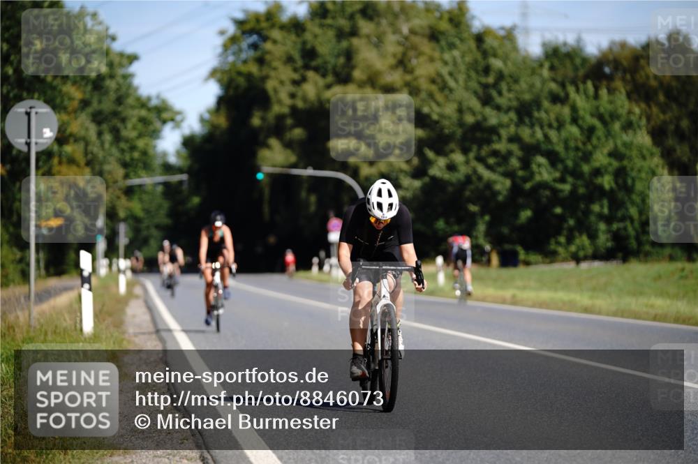 07.09.2025 - 19. Norderstedt Triathlon Michael Burmester http://msf.ph/oto/8846073 07.09.2025 11:12:50 Radfahren 1195, 1313 meine-sportfotos.de