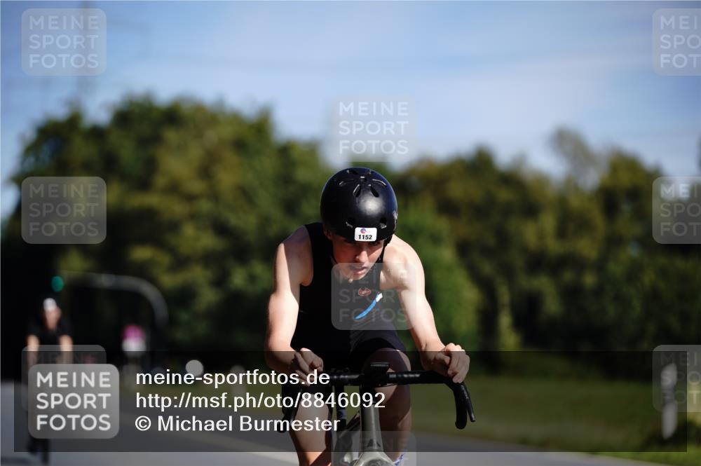 07.09.2025 - 19. Norderstedt Triathlon Michael Burmester http://msf.ph/oto/8846092 07.09.2025 11:12:58 Radfahren 306, 1152 meine-sportfotos.de