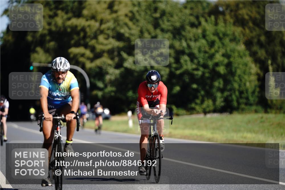 07.09.2025 - 19. Norderstedt Triathlon Michael Burmester http://msf.ph/oto/8846192 07.09.2025 11:14:14 Radfahren 231, 760, 1335 meine-sportfotos.de
