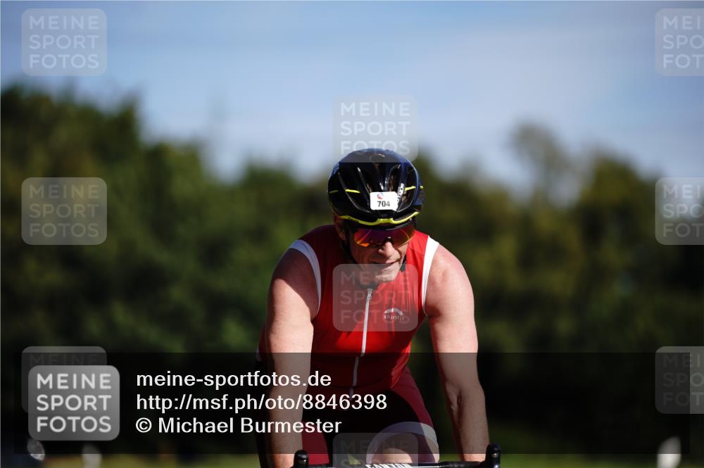 07.09.2025 - 19. Norderstedt Triathlon Michael Burmester http://msf.ph/oto/8846398 07.09.2025 11:16:14 Radfahren 704 meine-sportfotos.de
