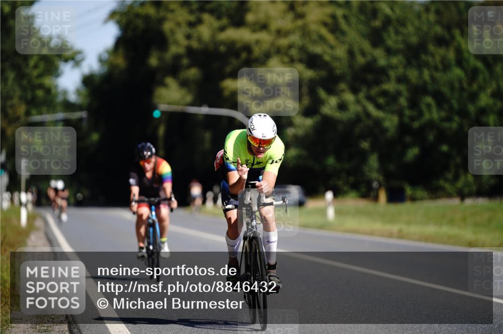 07.09.2025 - 19. Norderstedt Triathlon Michael Burmester http://msf.ph/oto/8846432 07.09.2025 11:16:45 Radfahren 200, 1161 meine-sportfotos.de