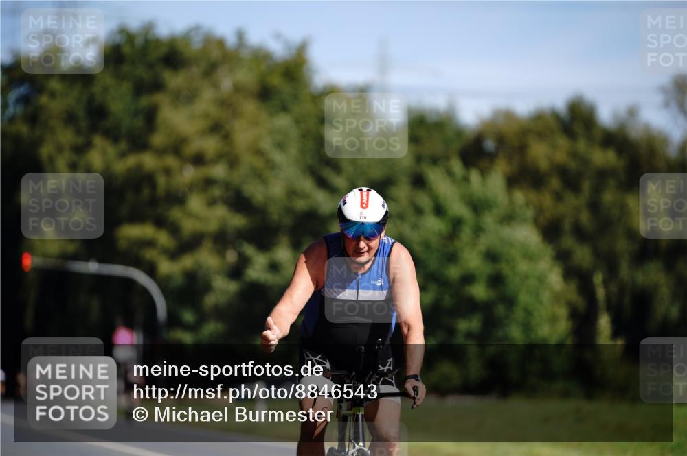 07.09.2025 - 19. Norderstedt Triathlon Michael Burmester http://msf.ph/oto/8846543 07.09.2025 11:17:37 Radfahren 710 meine-sportfotos.de