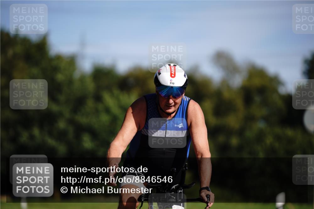 07.09.2025 - 19. Norderstedt Triathlon Michael Burmester http://msf.ph/oto/8846546 07.09.2025 11:17:37 Radfahren 710 meine-sportfotos.de