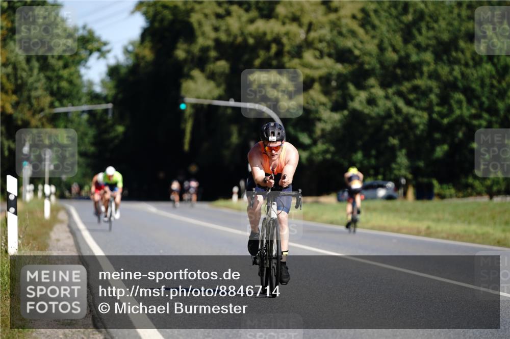 07.09.2025 - 19. Norderstedt Triathlon Michael Burmester http://msf.ph/oto/8846714 07.09.2025 11:20:43 Radfahren 1340 meine-sportfotos.de