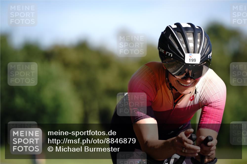 07.09.2025 - 19. Norderstedt Triathlon Michael Burmester http://msf.ph/oto/8846879 07.09.2025 11:22:56 Radfahren 199 meine-sportfotos.de