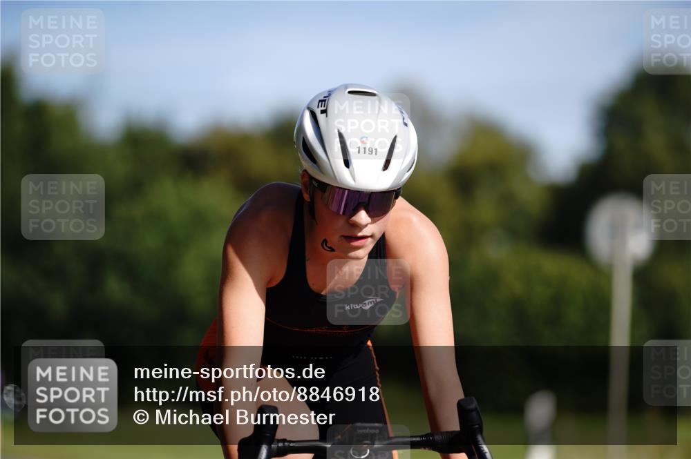 07.09.2025 - 19. Norderstedt Triathlon Michael Burmester http://msf.ph/oto/8846918 07.09.2025 11:23:39 Radfahren 1191 meine-sportfotos.de