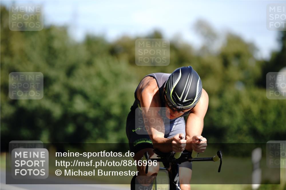 07.09.2025 - 19. Norderstedt Triathlon Michael Burmester http://msf.ph/oto/8846996 07.09.2025 11:24:24 Radfahren 225 meine-sportfotos.de