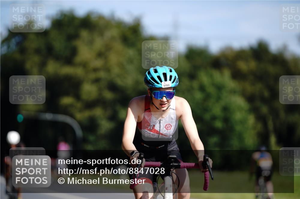 07.09.2025 - 19. Norderstedt Triathlon Michael Burmester http://msf.ph/oto/8847028 07.09.2025 11:24:56 Radfahren 1153, 1355 meine-sportfotos.de