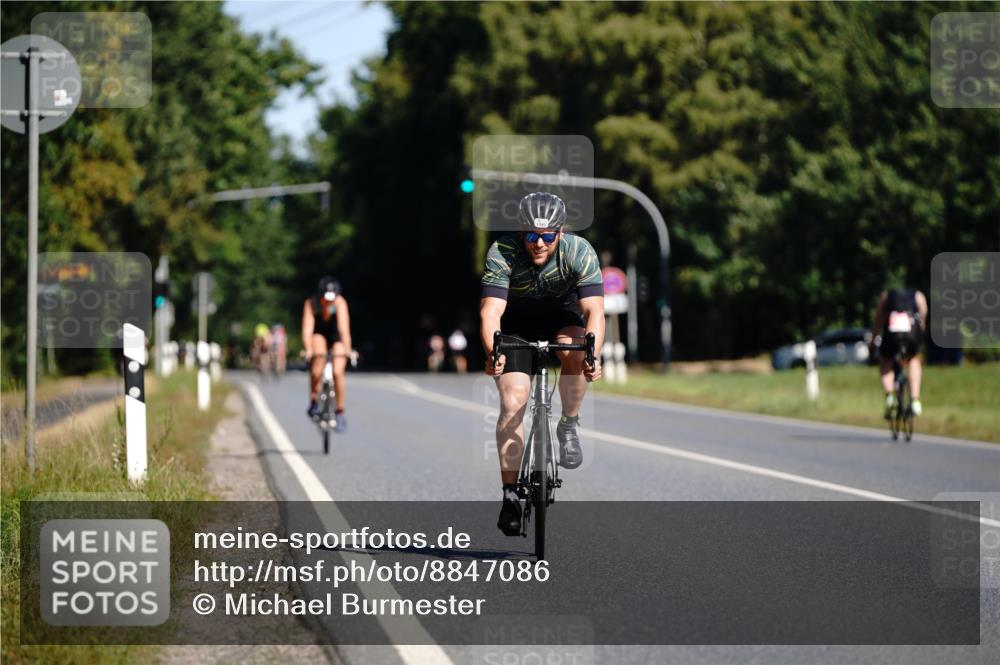 07.09.2025 - 19. Norderstedt Triathlon Michael Burmester http://msf.ph/oto/8847086 07.09.2025 11:25:20 Radfahren 1335, 1395 meine-sportfotos.de