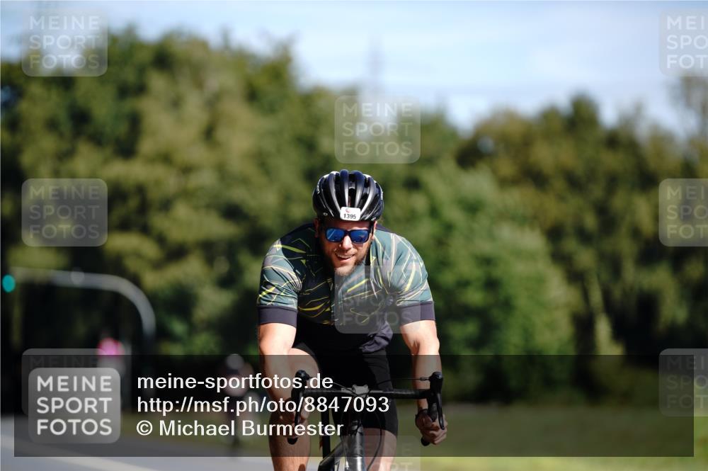 07.09.2025 - 19. Norderstedt Triathlon Michael Burmester http://msf.ph/oto/8847093 07.09.2025 11:25:21 Radfahren 1308, 1395 meine-sportfotos.de