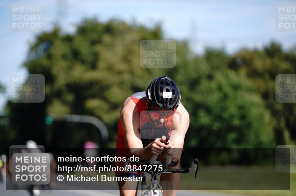 07.09.2025 - 19. Norderstedt Triathlon Michael Burmester http://msf.ph/oto/8847275 07.09.2025 11:27:00 Radfahren 200, 238 meine-sportfotos.de