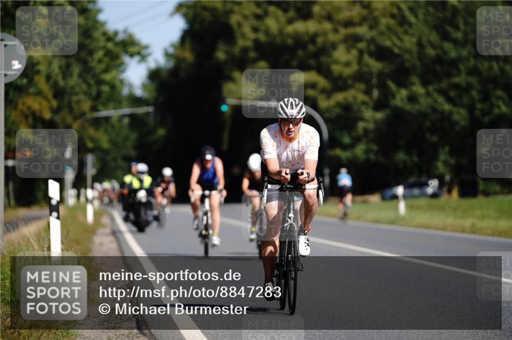 07.09.2025 - 19. Norderstedt Triathlon Michael Burmester http://msf.ph/oto/8847283 07.09.2025 11:27:03 Radfahren 238, 1160, 1253 meine-sportfotos.de