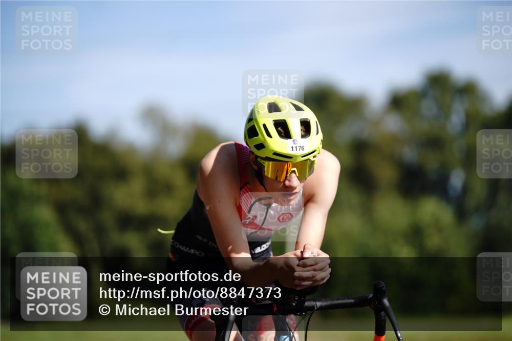07.09.2025 - 19. Norderstedt Triathlon Michael Burmester http://msf.ph/oto/8847373 07.09.2025 11:27:23 Radfahren 300, 760, 1176 meine-sportfotos.de