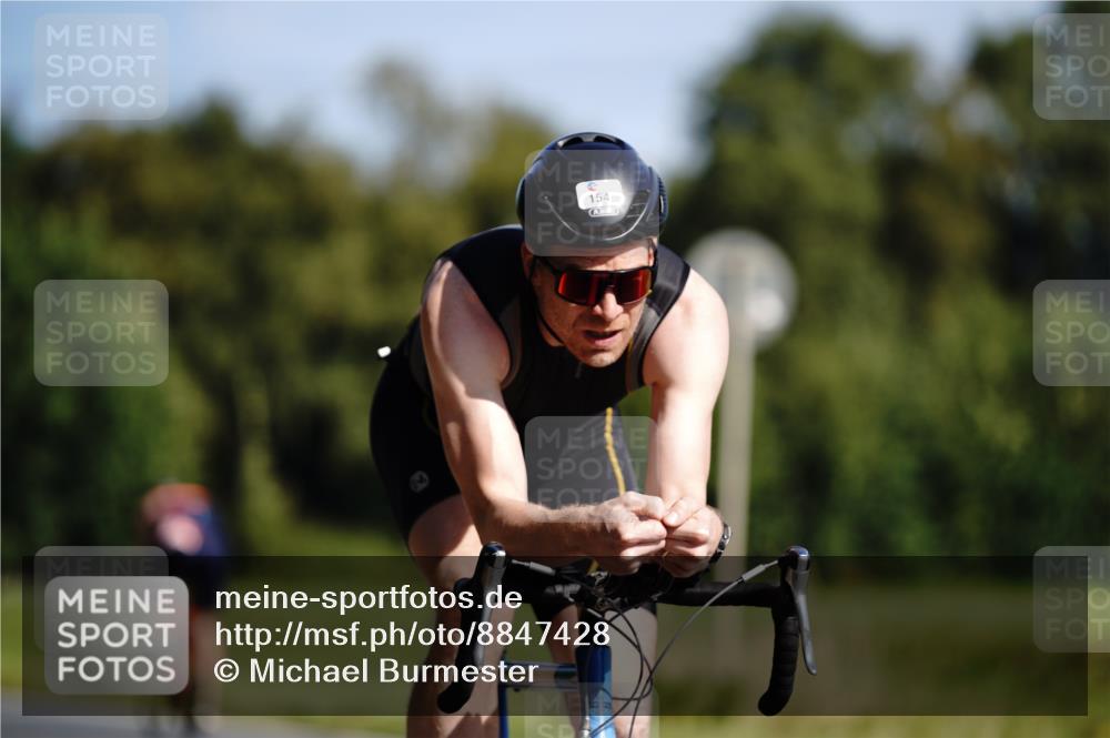 07.09.2025 - 19. Norderstedt Triathlon Michael Burmester http://msf.ph/oto/8847428 07.09.2025 11:27:36 Radfahren 154, 196 meine-sportfotos.de