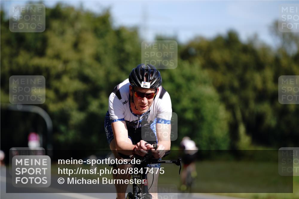 07.09.2025 - 19. Norderstedt Triathlon Michael Burmester http://msf.ph/oto/8847475 07.09.2025 11:27:58 Radfahren 296, 1279 meine-sportfotos.de