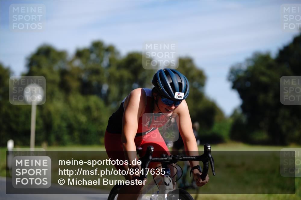07.09.2025 - 19. Norderstedt Triathlon Michael Burmester http://msf.ph/oto/8847635 07.09.2025 11:29:25 Radfahren 1196, 1228 meine-sportfotos.de
