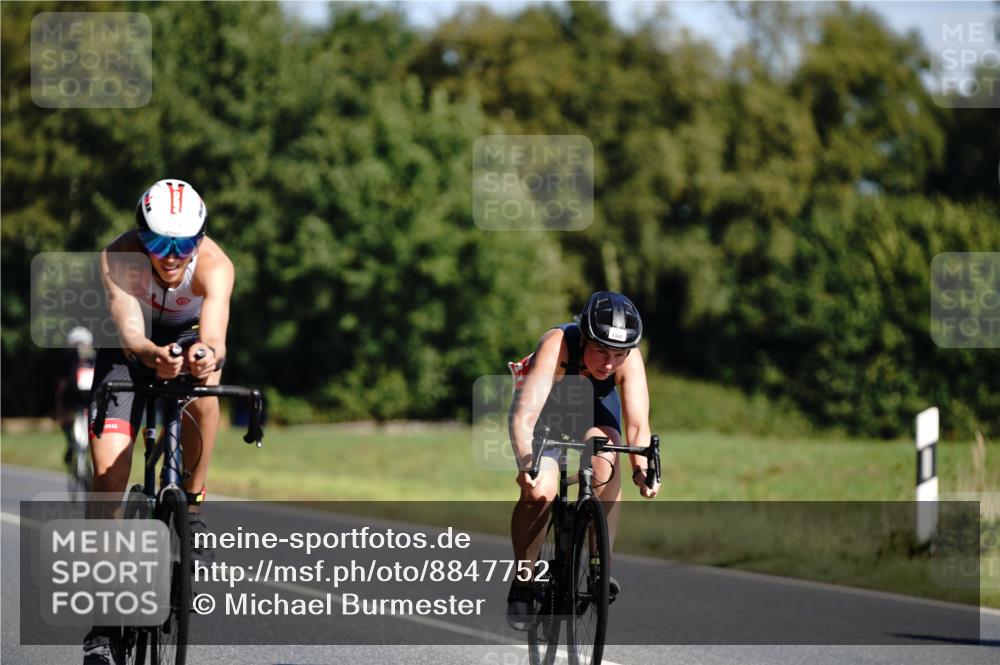 07.09.2025 - 19. Norderstedt Triathlon Michael Burmester http://msf.ph/oto/8847752 07.09.2025 11:30:01 Radfahren 276, 1174, 1341 meine-sportfotos.de