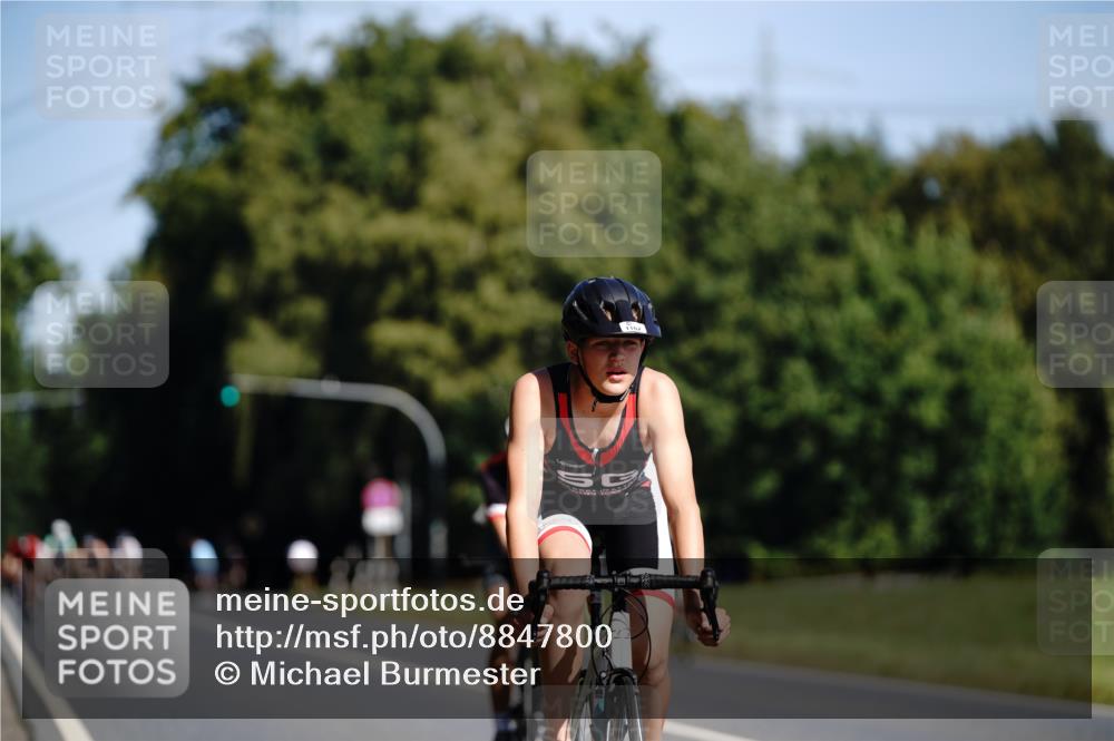 07.09.2025 - 19. Norderstedt Triathlon Michael Burmester http://msf.ph/oto/8847800 07.09.2025 11:30:54 Radfahren 152, 1162, 1202 meine-sportfotos.de