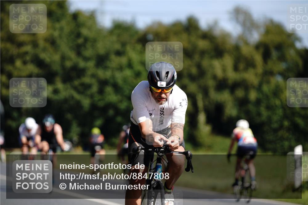 07.09.2025 - 19. Norderstedt Triathlon Michael Burmester http://msf.ph/oto/8847808 07.09.2025 11:31:03 Radfahren 284, 787, 1190, 1208, 1363 meine-sportfotos.de
