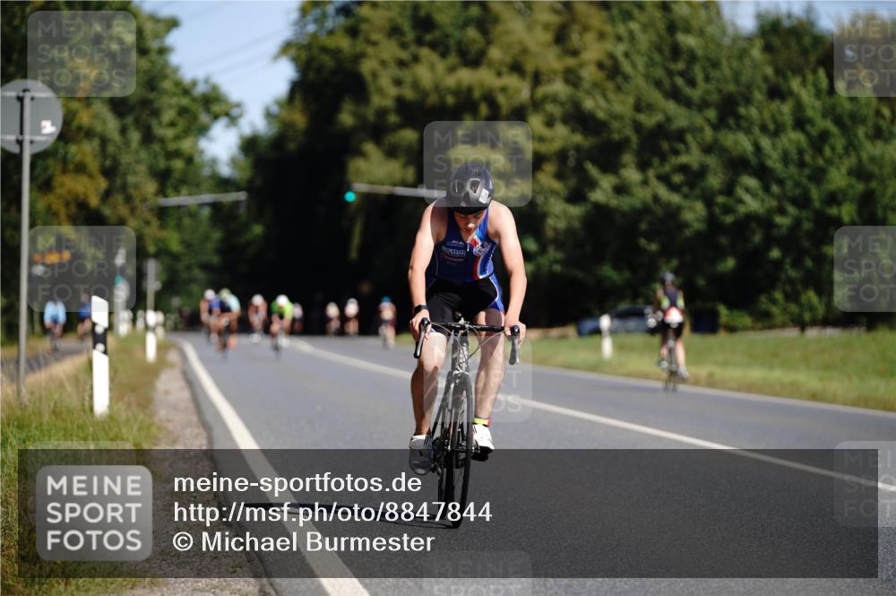 07.09.2025 - 19. Norderstedt Triathlon Michael Burmester http://msf.ph/oto/8847844 07.09.2025 11:31:22 Radfahren 1179, 1211 meine-sportfotos.de