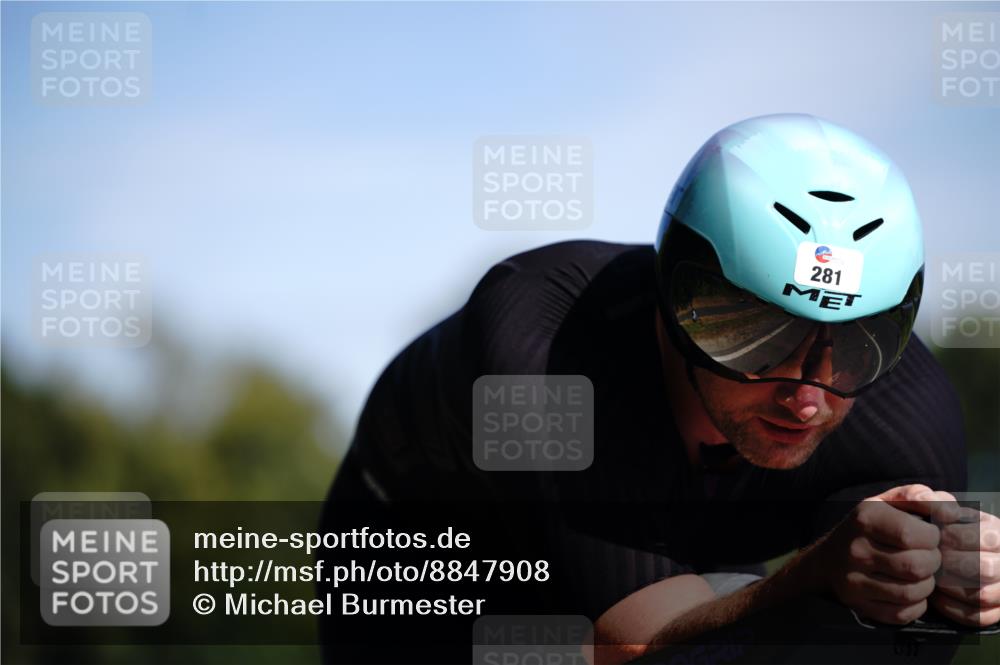 07.09.2025 - 19. Norderstedt Triathlon Michael Burmester http://msf.ph/oto/8847908 07.09.2025 11:32:09 Radfahren 281, 1334 meine-sportfotos.de