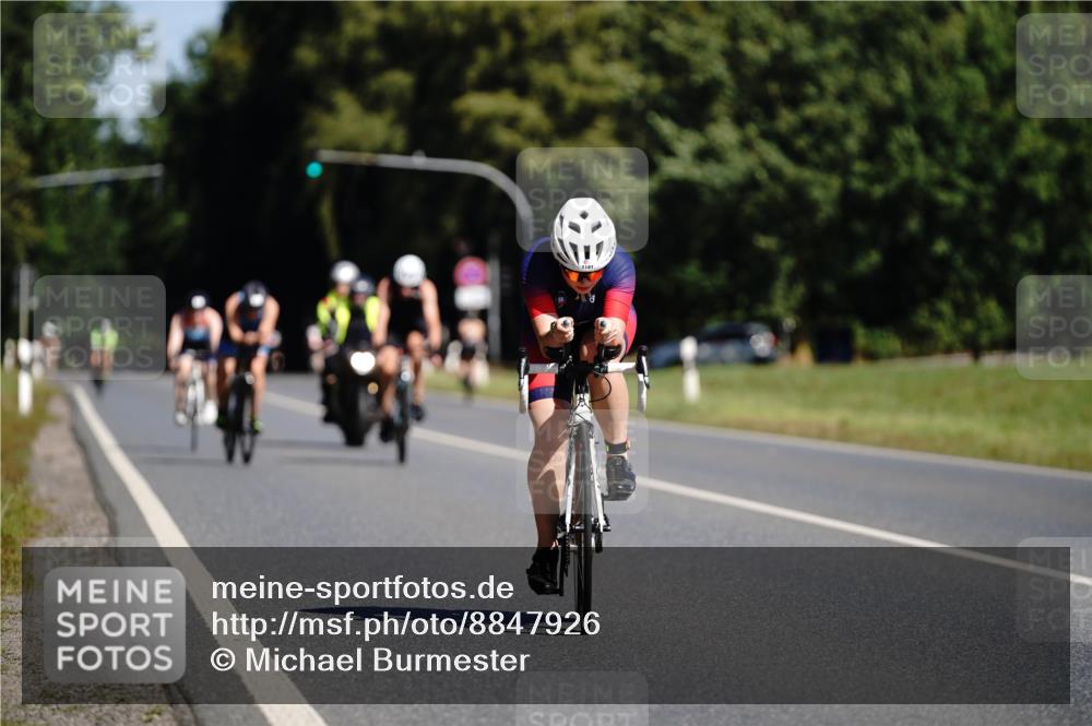 07.09.2025 - 19. Norderstedt Triathlon Michael Burmester http://msf.ph/oto/8847926 07.09.2025 11:32:40 Radfahren 1181 meine-sportfotos.de