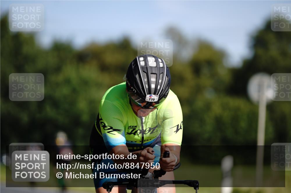 07.09.2025 - 19. Norderstedt Triathlon Michael Burmester http://msf.ph/oto/8847950 07.09.2025 11:32:53 Radfahren 770 meine-sportfotos.de