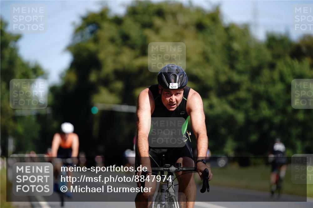 07.09.2025 - 19. Norderstedt Triathlon Michael Burmester http://msf.ph/oto/8847974 07.09.2025 11:33:08 Radfahren 1217, 1365 meine-sportfotos.de