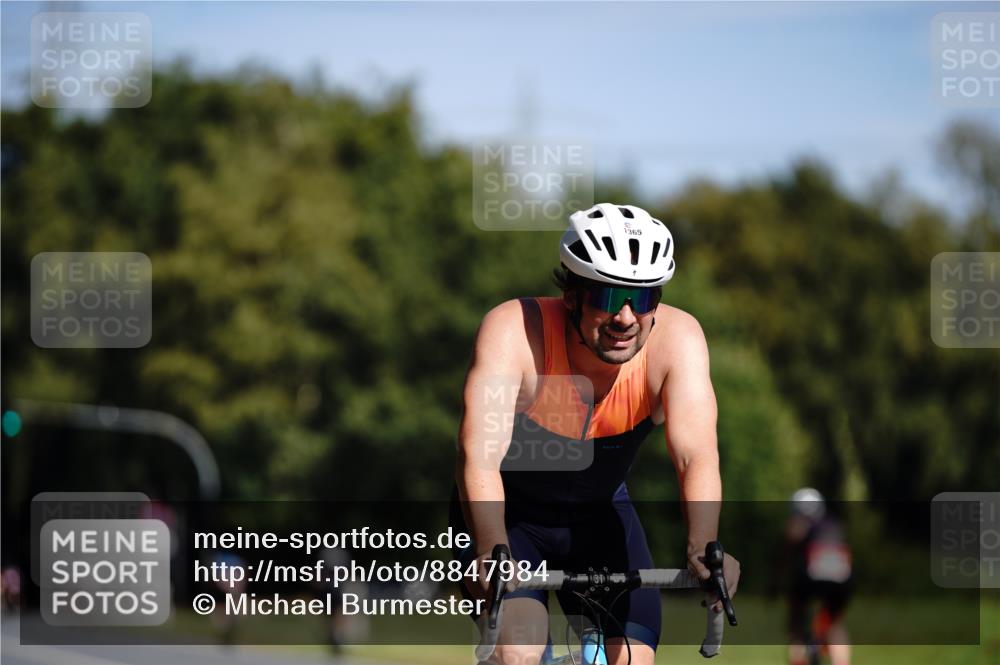 07.09.2025 - 19. Norderstedt Triathlon Michael Burmester http://msf.ph/oto/8847984 07.09.2025 11:33:11 Radfahren 1217, 1365 meine-sportfotos.de