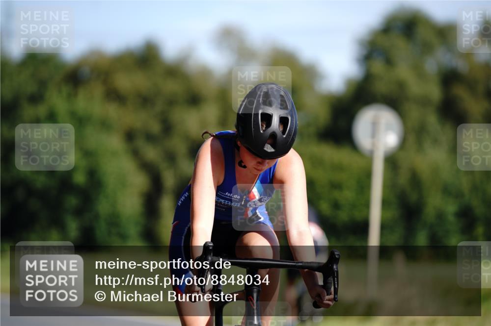 07.09.2025 - 19. Norderstedt Triathlon Michael Burmester http://msf.ph/oto/8848034 07.09.2025 11:33:47 Radfahren 1178 meine-sportfotos.de