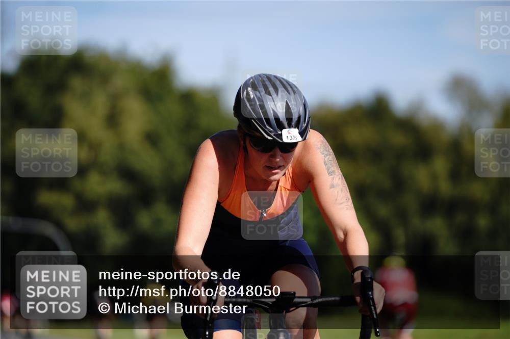 07.09.2025 - 19. Norderstedt Triathlon Michael Burmester http://msf.ph/oto/8848050 07.09.2025 11:33:59 Radfahren 1305 meine-sportfotos.de