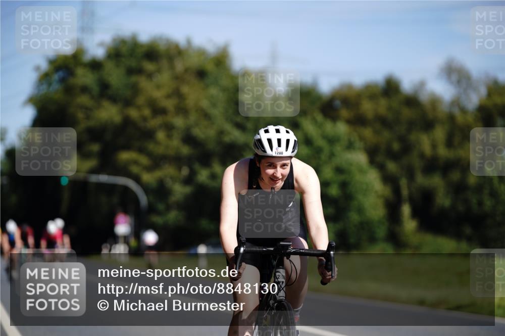 07.09.2025 - 19. Norderstedt Triathlon Michael Burmester http://msf.ph/oto/8848130 07.09.2025 11:34:57 Radfahren 1288 meine-sportfotos.de