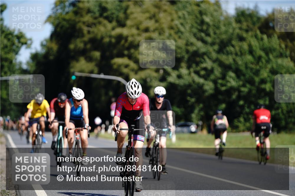 07.09.2025 - 19. Norderstedt Triathlon Michael Burmester http://msf.ph/oto/8848140 07.09.2025 11:35:01 Radfahren 155, 280, 793, 1244 meine-sportfotos.de
