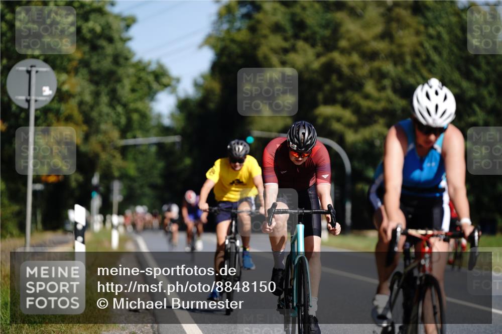 07.09.2025 - 19. Norderstedt Triathlon Michael Burmester http://msf.ph/oto/8848150 07.09.2025 11:35:03 Radfahren 155, 228, 280, 793, 1244 meine-sportfotos.de