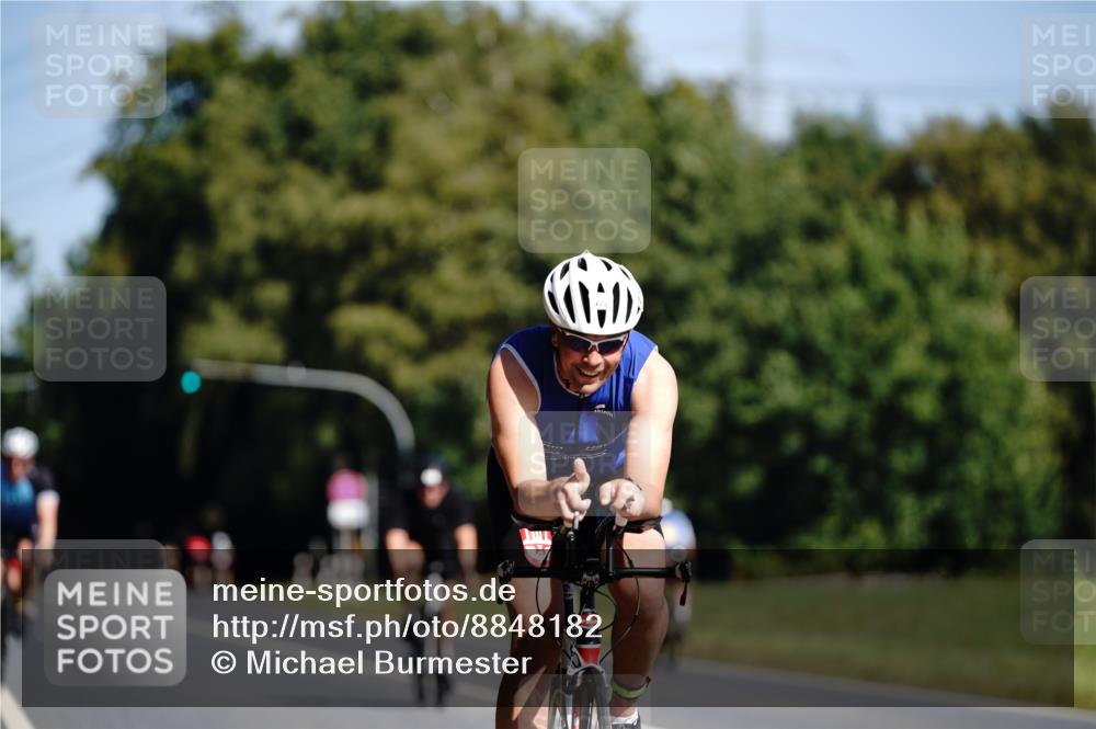 07.09.2025 - 19. Norderstedt Triathlon Michael Burmester http://msf.ph/oto/8848182 07.09.2025 11:35:18 Radfahren 191, 775 meine-sportfotos.de