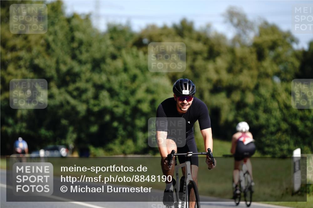 07.09.2025 - 19. Norderstedt Triathlon Michael Burmester http://msf.ph/oto/8848190 07.09.2025 11:35:20 Radfahren 191, 734, 775 meine-sportfotos.de
