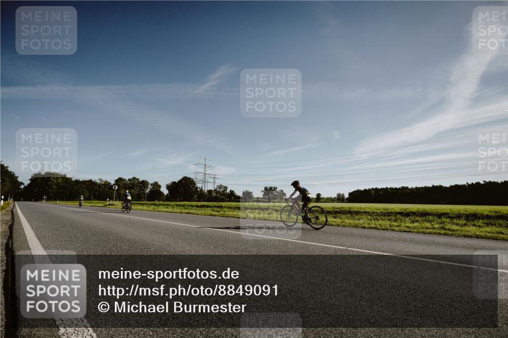 07.09.2025 - 19. Norderstedt Triathlon Michael Burmester http://msf.ph/oto/8849091 07.09.2025 09:37:15 Radfahren  meine-sportfotos.de