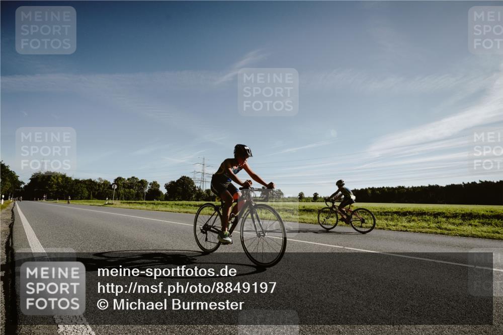 07.09.2025 - 19. Norderstedt Triathlon Michael Burmester http://msf.ph/oto/8849197 07.09.2025 09:38:53 Radfahren 562, 591, 609 meine-sportfotos.de