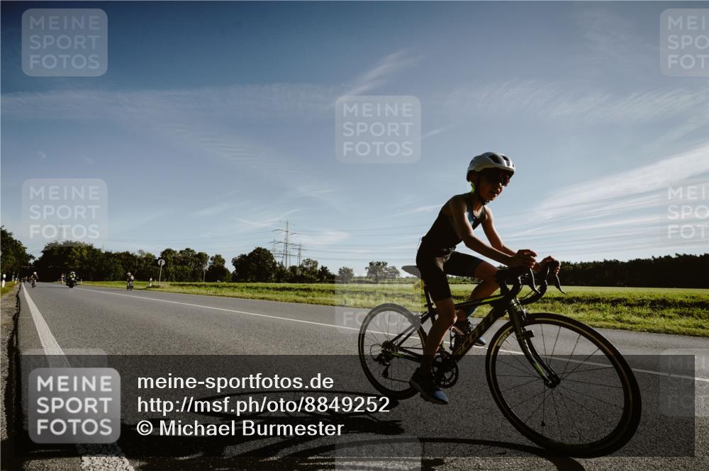 07.09.2025 - 19. Norderstedt Triathlon Michael Burmester http://msf.ph/oto/8849252 07.09.2025 09:40:04 Radfahren 569, 576, 598 meine-sportfotos.de