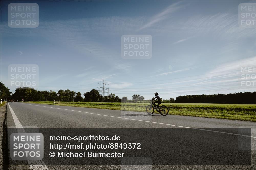 07.09.2025 - 19. Norderstedt Triathlon Michael Burmester http://msf.ph/oto/8849372 07.09.2025 09:42:16 Radfahren  meine-sportfotos.de