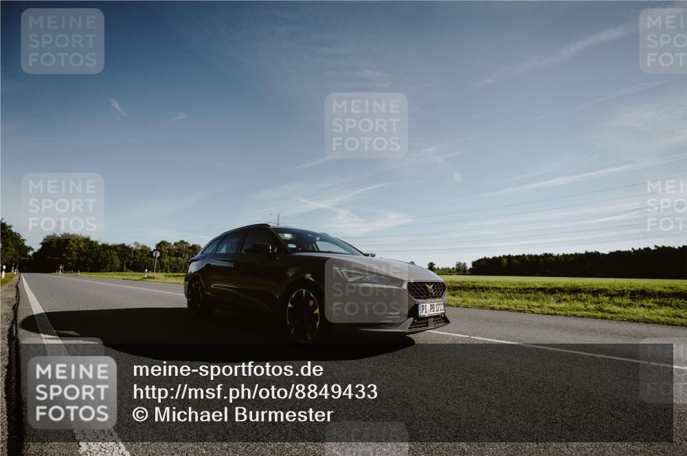 07.09.2025 - 19. Norderstedt Triathlon Michael Burmester http://msf.ph/oto/8849433 07.09.2025 09:48:34 Radfahren  meine-sportfotos.de