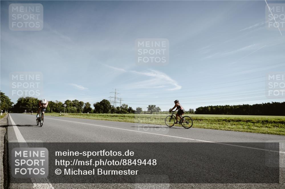 07.09.2025 - 19. Norderstedt Triathlon Michael Burmester http://msf.ph/oto/8849448 07.09.2025 10:20:46 Radfahren 1149 meine-sportfotos.de